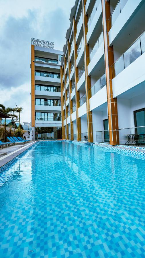 Venus Royale Hotel コロン エクステリア 写真