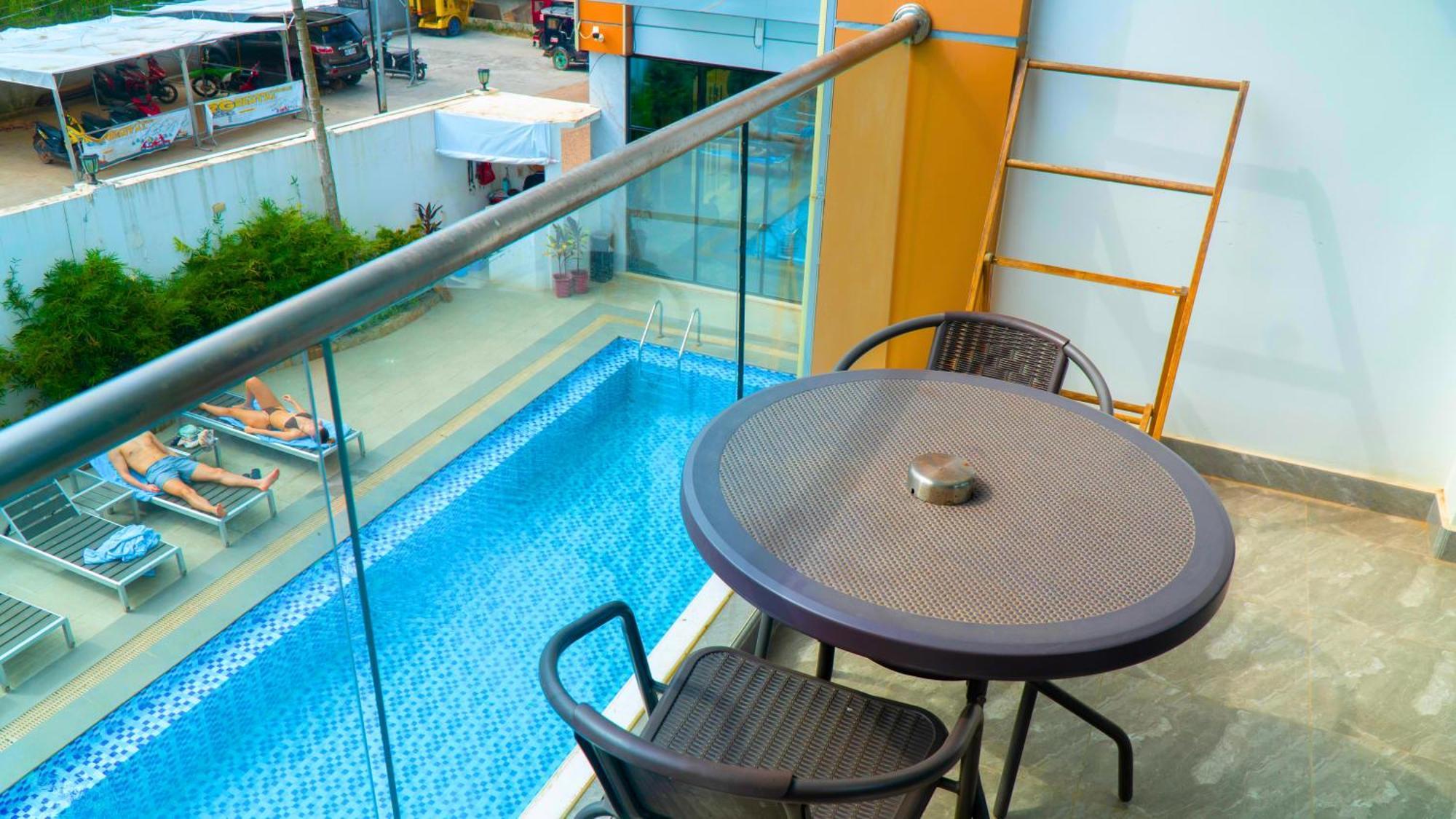 Venus Royale Hotel コロン エクステリア 写真